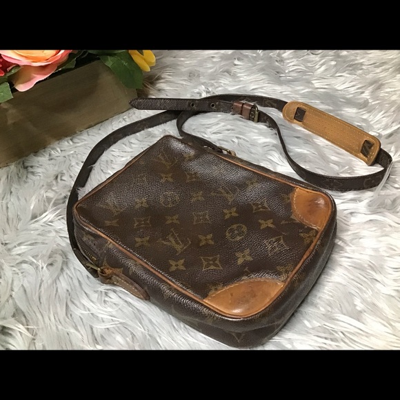 Louis Vuitton Bags Auth Louis Vuitton Amazon Crossbody Poshmark